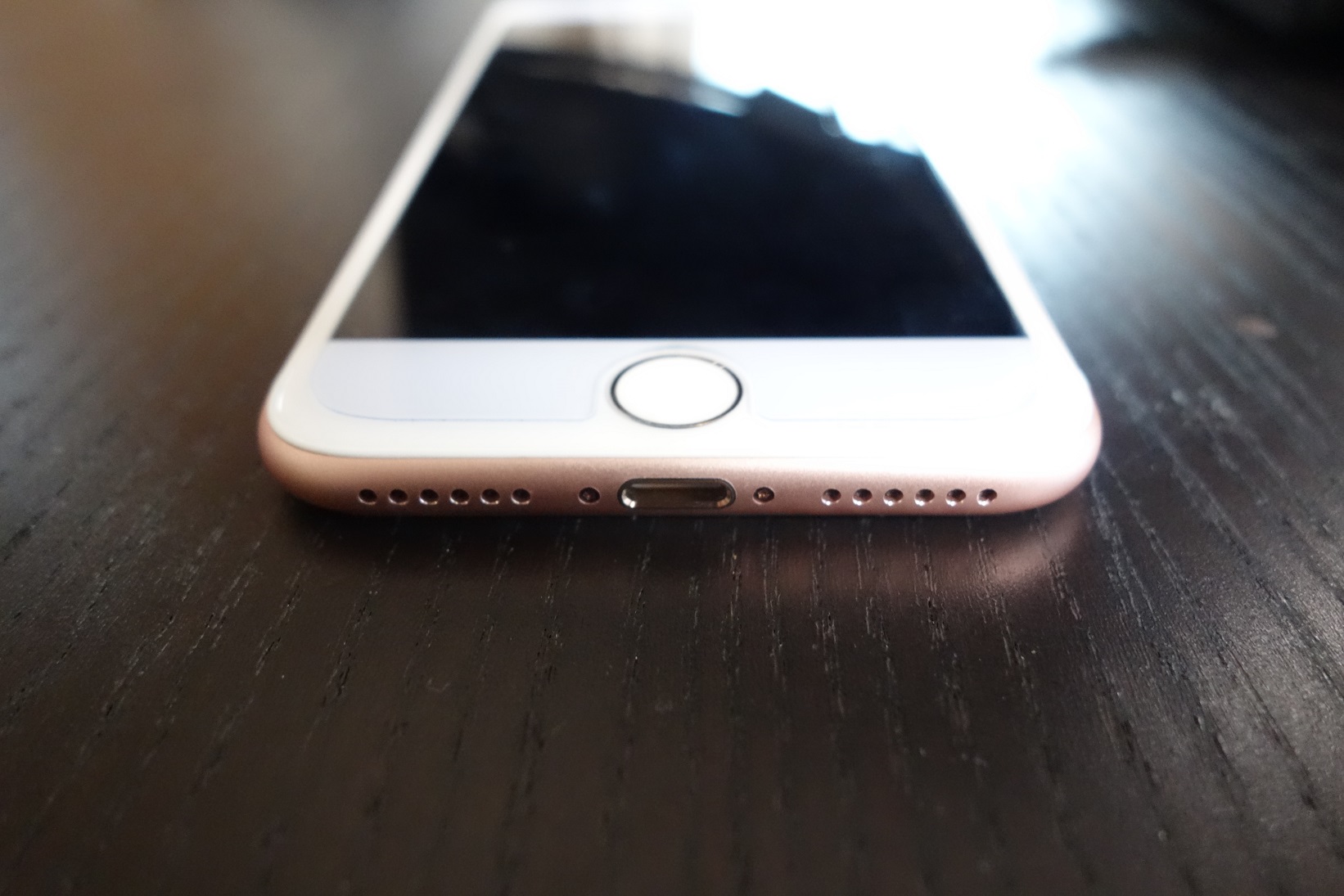 iPhone7で音楽を聞きながら充電したい!その悩み、解決します